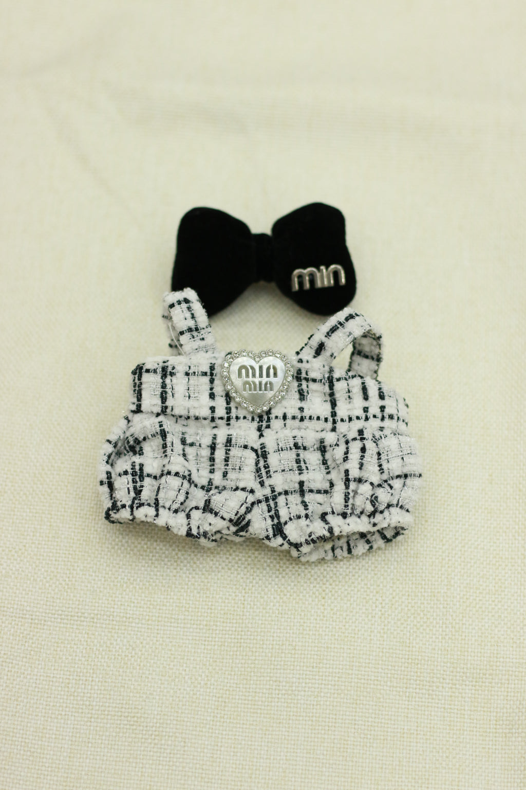 Cute and fashionable black and white checkered suit for kids