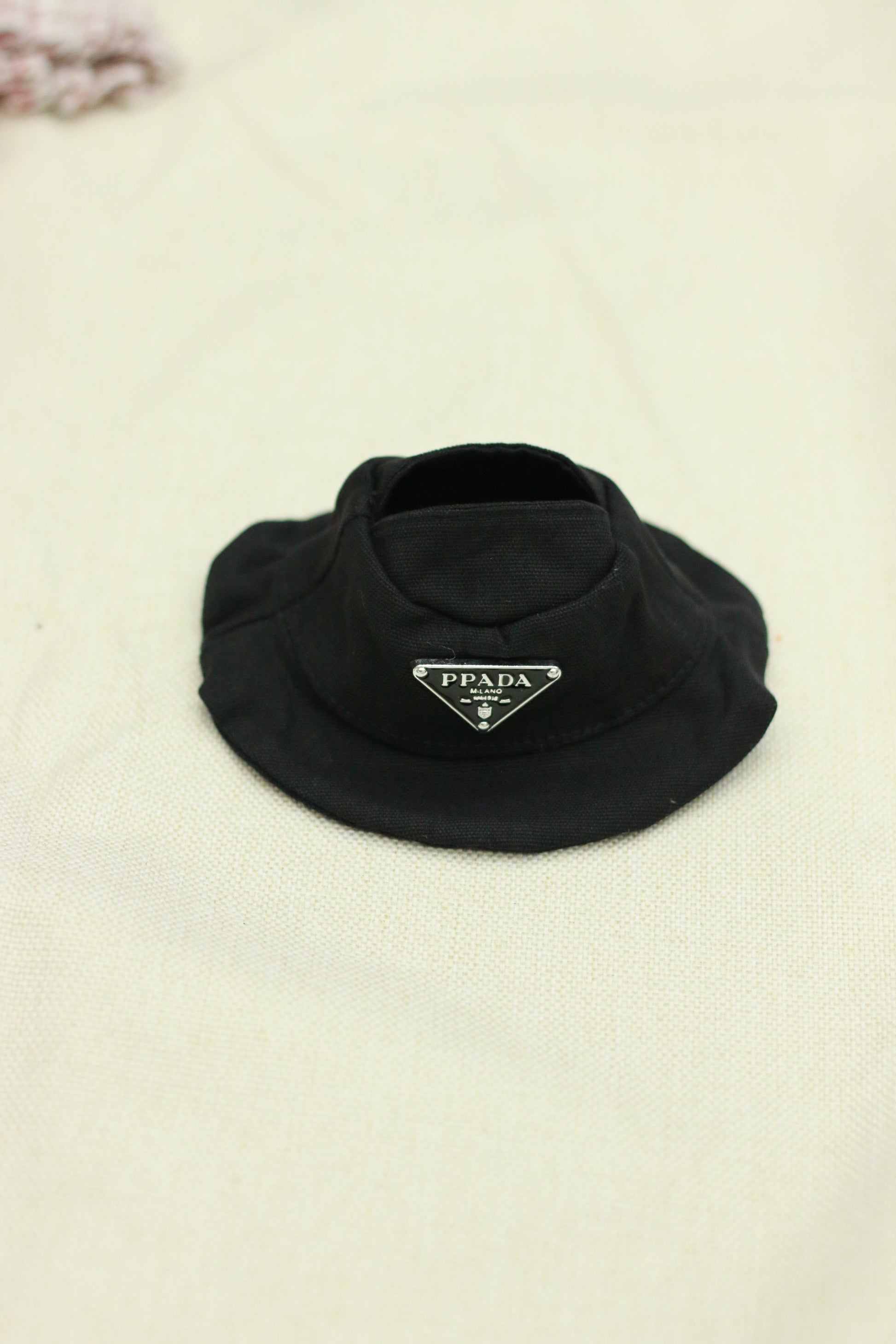 Cool and fashionable fisherman's hat